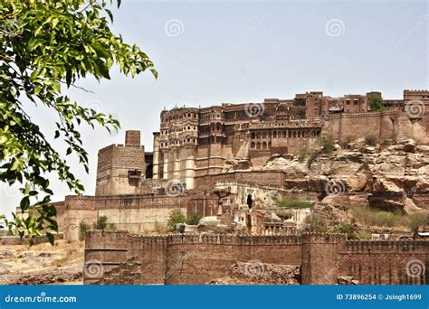 Il Forte di Mehrangarh: Una maestosa cittadella arroccata sulle montagne e un balcone panoramico sulla città blu!